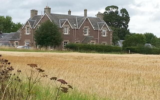 Dalpatrick Farmhouse