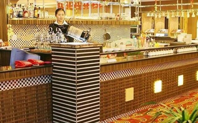 Century Plaza Qidu Hotel