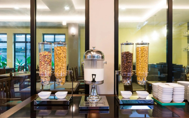 Olive Tree Hotel