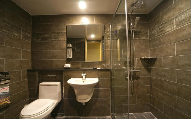 I-Jin Hotel
