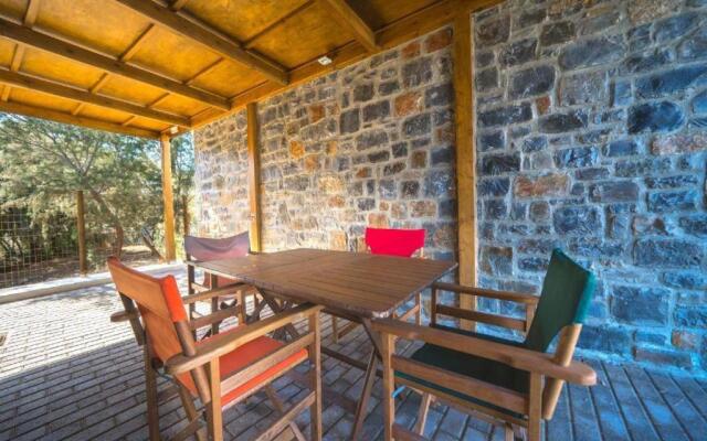 Terra Zeus - Wooden House Beachfront