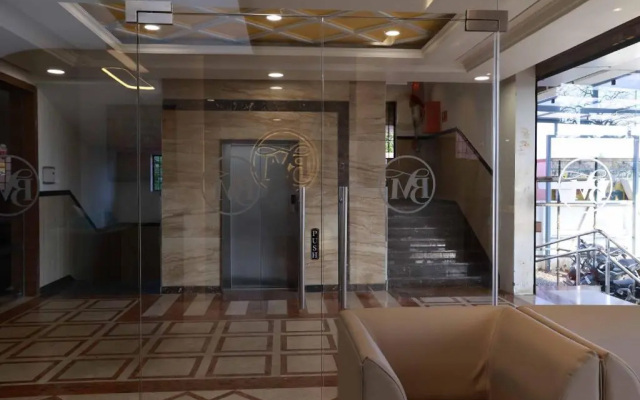 Hotel Bluemoon