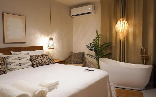 Couples Suites at Ocean Park Beach Club