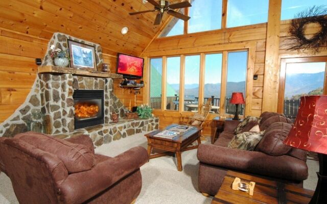 Eagles Nest 379 - Three Bedroom Cabin