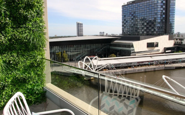 Melbourne Holiday Apartments Flinders Wharf