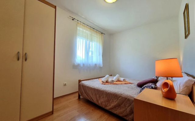 Apartments Ulika