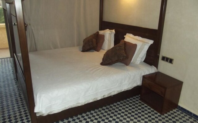 Riad Thycas