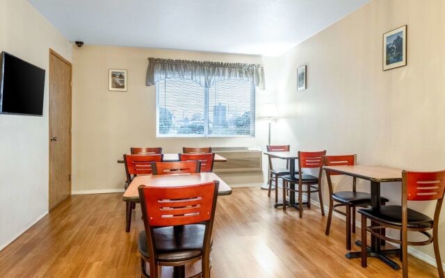 Ocean Star Inn
