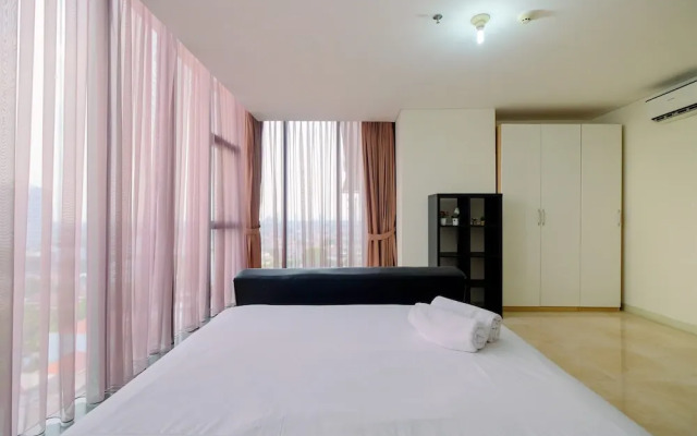 Relaxing 1BR Apartment at L'Avenue Pancoran