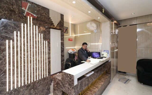 OYO 24608 Sanjay Galaxy Premium