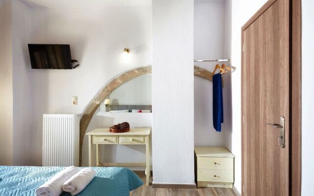 disCrete Villa Archontiki