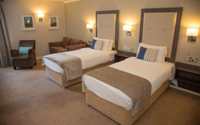 Westlodge Hotel