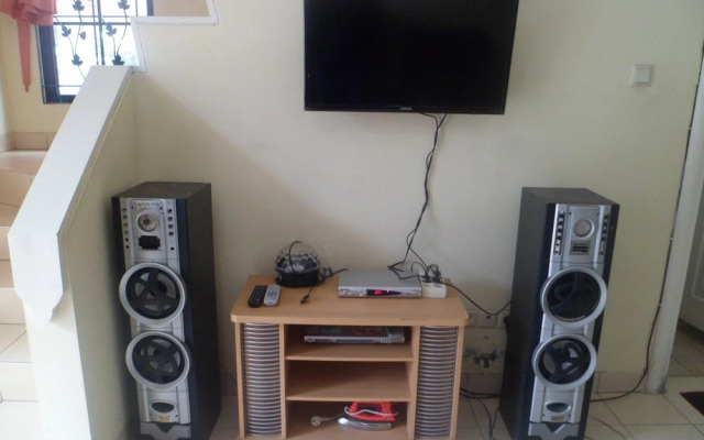 Villa Kota Bunga Mawar