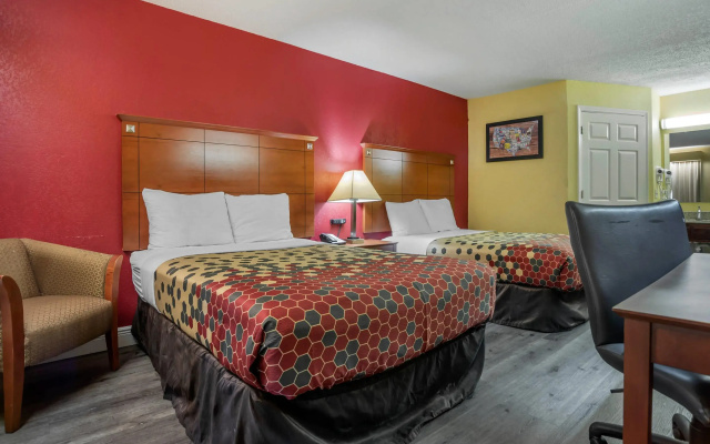 Econo Lodge Tupelo Barnes Crossing