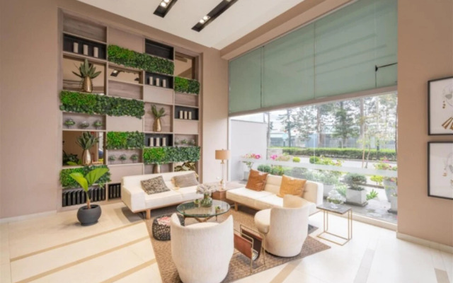 Modern 1Br New Flat w Terrace Pool Gym