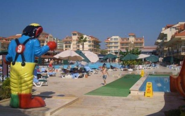 Grand Pearl Beach Resort And Spa
