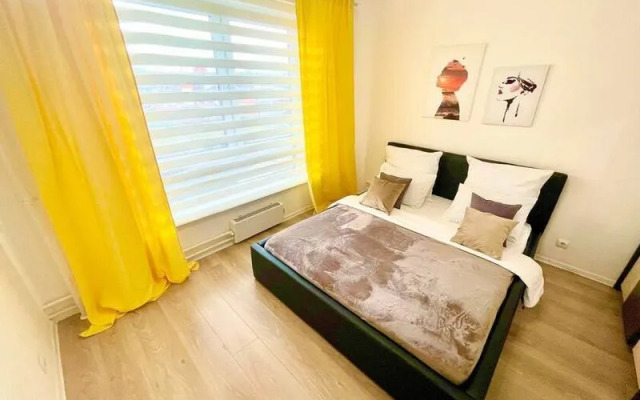 Апартаменты СанниДейс на ул. Лётчика Ларюшина, д. 20