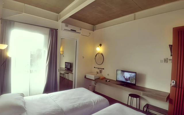 Hotel Bukit Juanda – Guest Rooms – Bandung