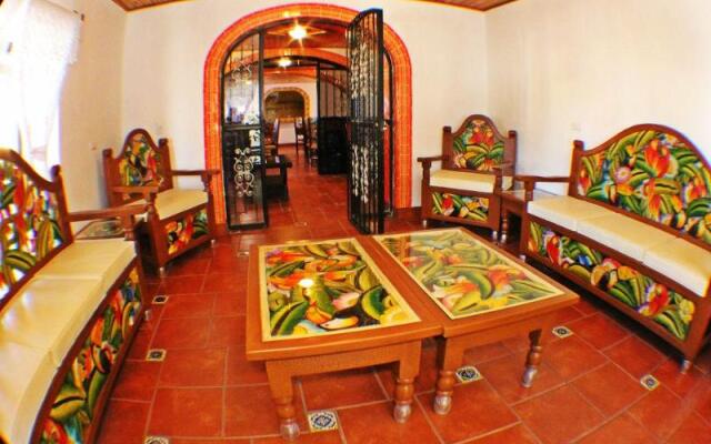 Plaza Mexicana Margarita's Hotel