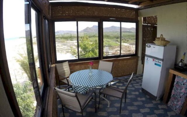 Cabo Pulmo Eco Palapa, a Gated Resort on Punta Los Mangles