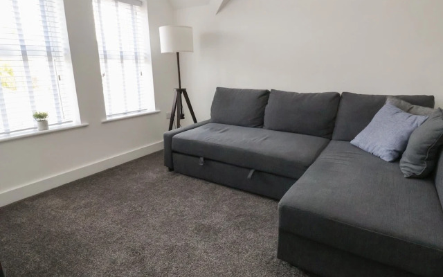 Apartment 4