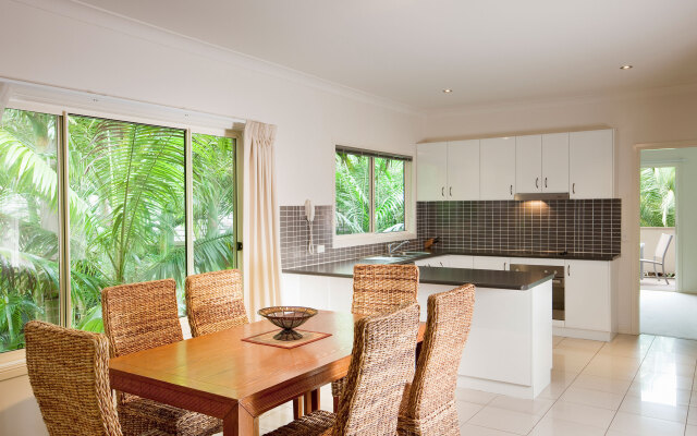 BreakFree Aanuka Beach Resort