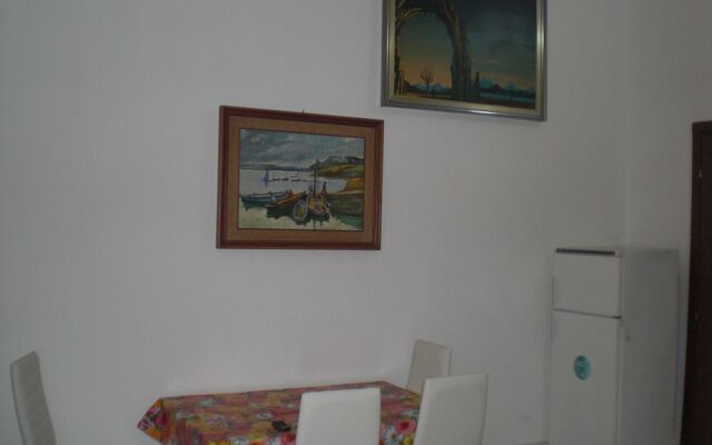 Flat In Genova