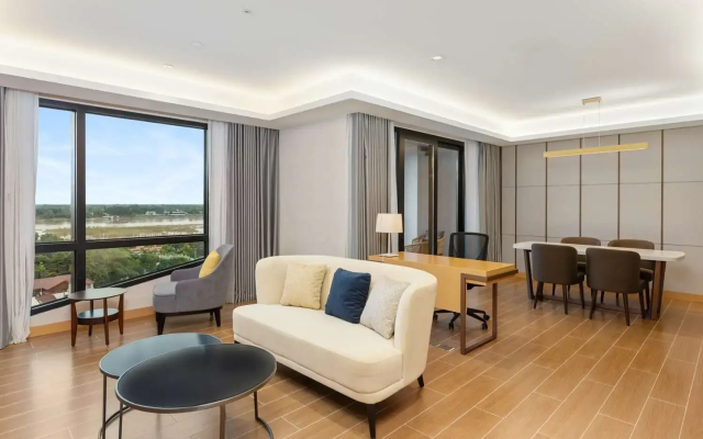 DoubleTree by Hilton Vientiane