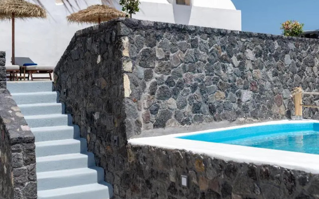 White Dream Suites
