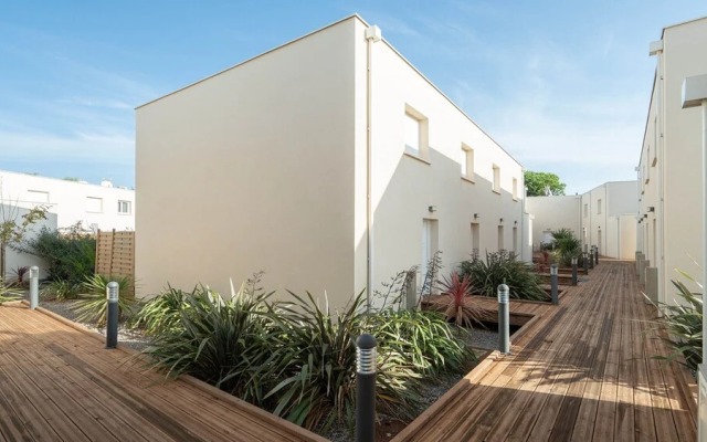 Relaxing Coastal Villa Retreat