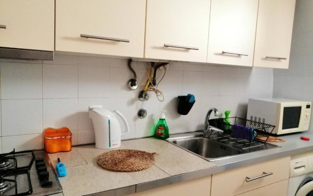 Apartment with one bedroom in Lisboa with WiFi 5 km from the beach