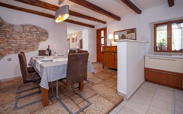 Holiday Apartment Daria 20
