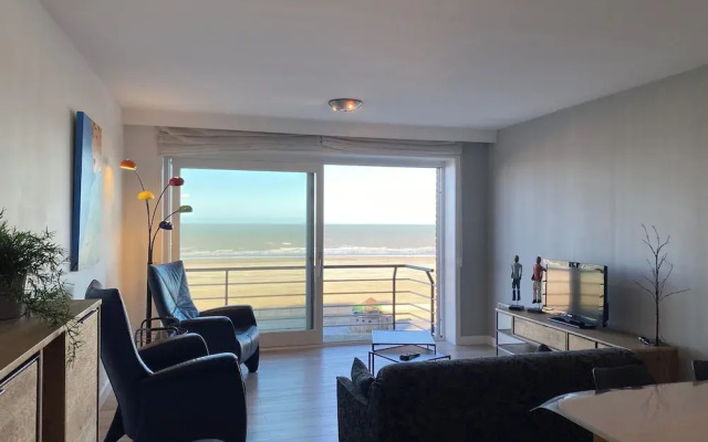 Apartment Nieuwpoort by the Beach