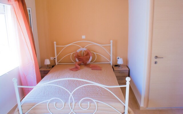 Semeli House