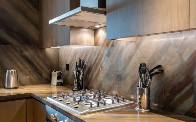 Maison Privee - Five Residence