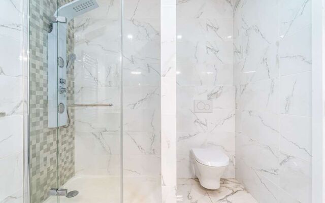 Villa Veneza by Hellovacations