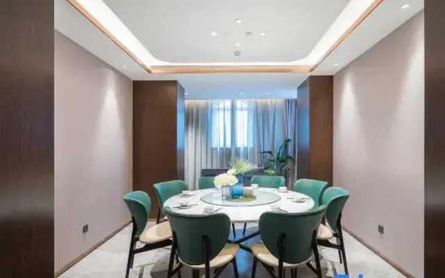 Yitel Collection (Chengdu Wuhouci Sichuan Orthopaedic Hospital Metro Station Branch)