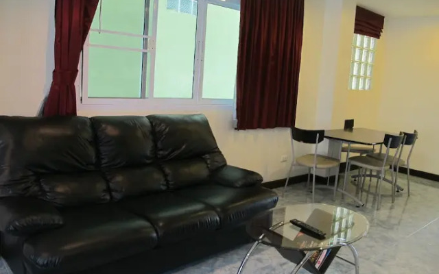 Rouge Service Apartment