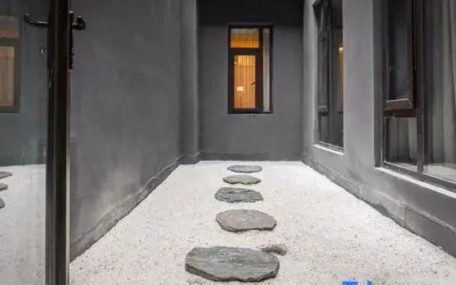 JI Hotel