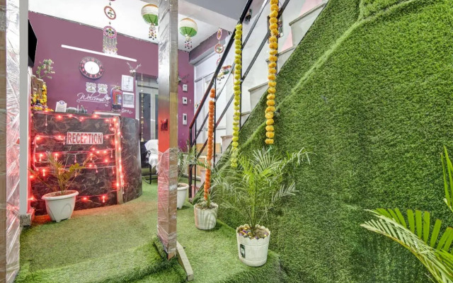 OYO Flagship 70370 Silver Inn