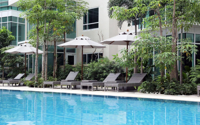 Aruga Apartments by Rockwell Makati