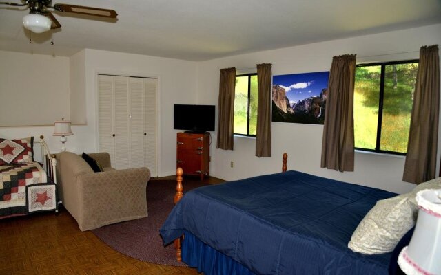 Carriage House at Twelve Oaks