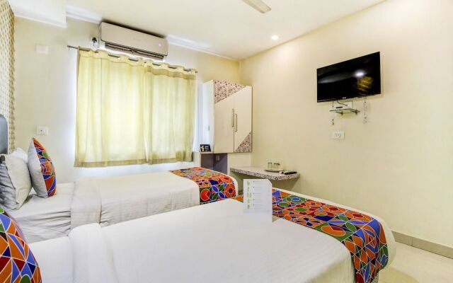 FabHotel Sri Mayuri