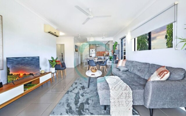 ZEN NOMAD - 2BR Nightcliff Apartment