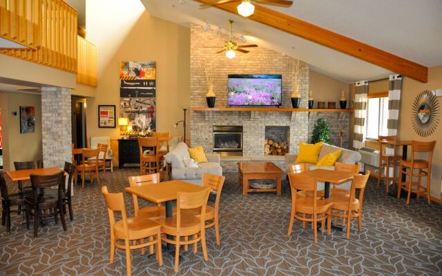 AmericInn Clear Lake