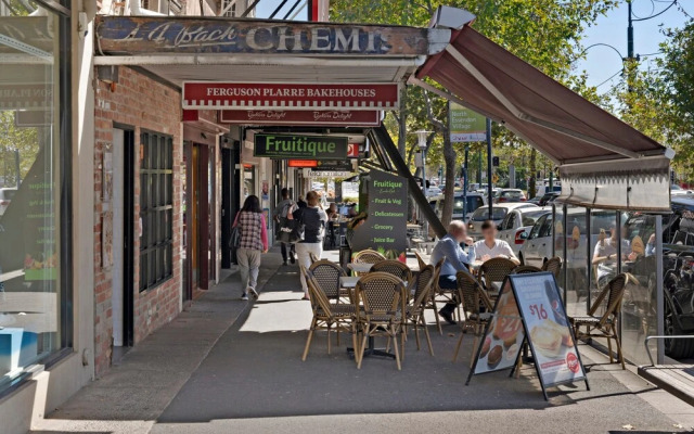 Essendon Gem Bungalow 4BR