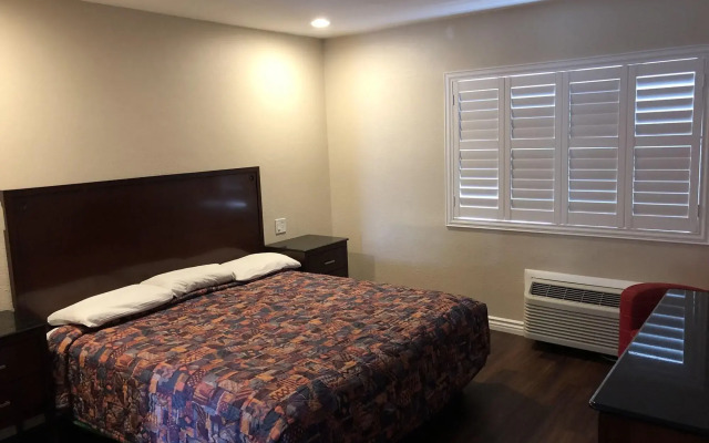 American Inn Ontario