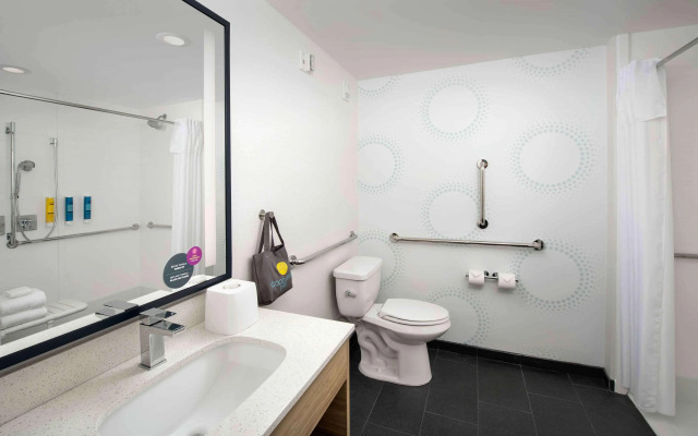 Tru by Hilton Nashville Downtown Convention Center