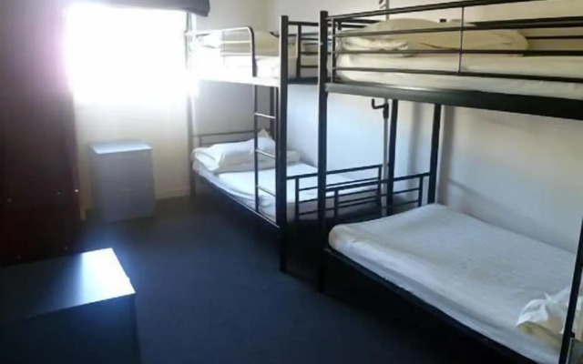 K Road City Travellers Hostel