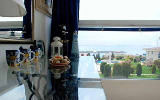 Baratero Vlas Marina Apartment